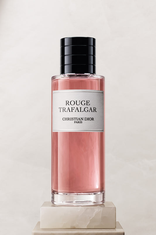 CHRISTIAN DIOR Paris Rouge Trafalgar
Eau de Parfum - Fruity and Floral Notes 6.8 oz